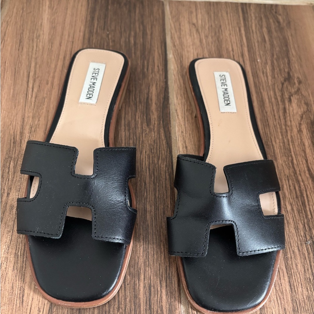 Steve Madden Black Leather Slide Sandals